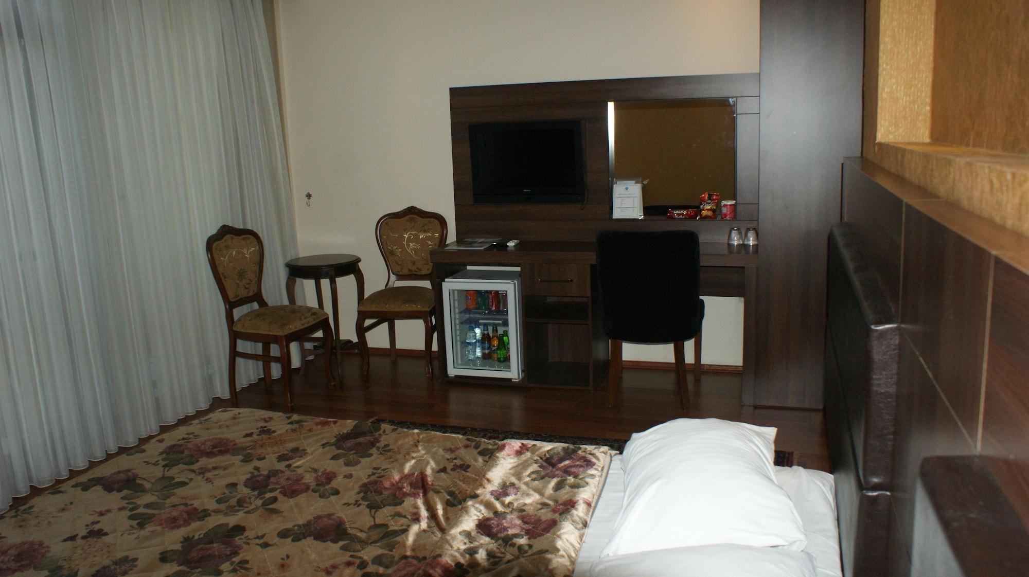 The Istanbul Hotel Exterior foto